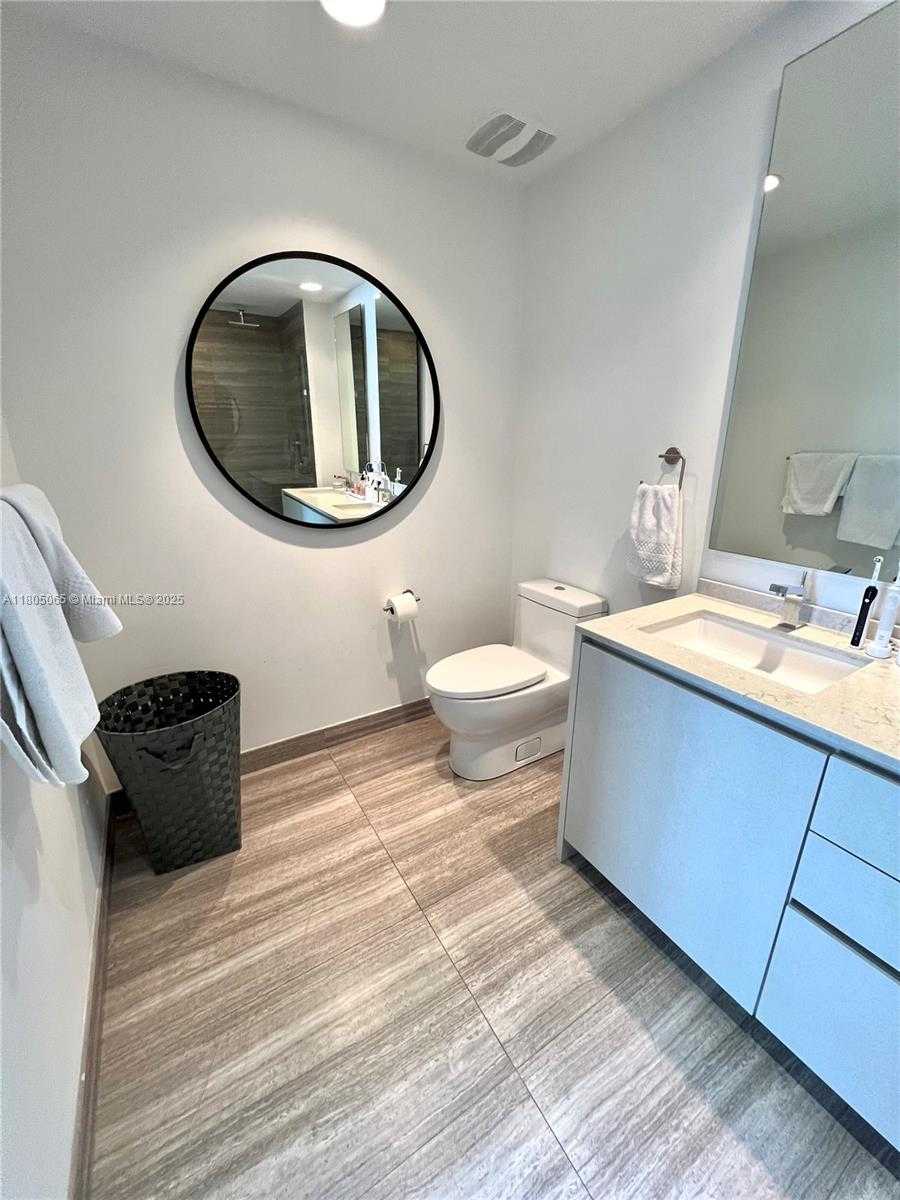 Small Image of 1010 BRICKELL AVE #4205, Miami Number 15