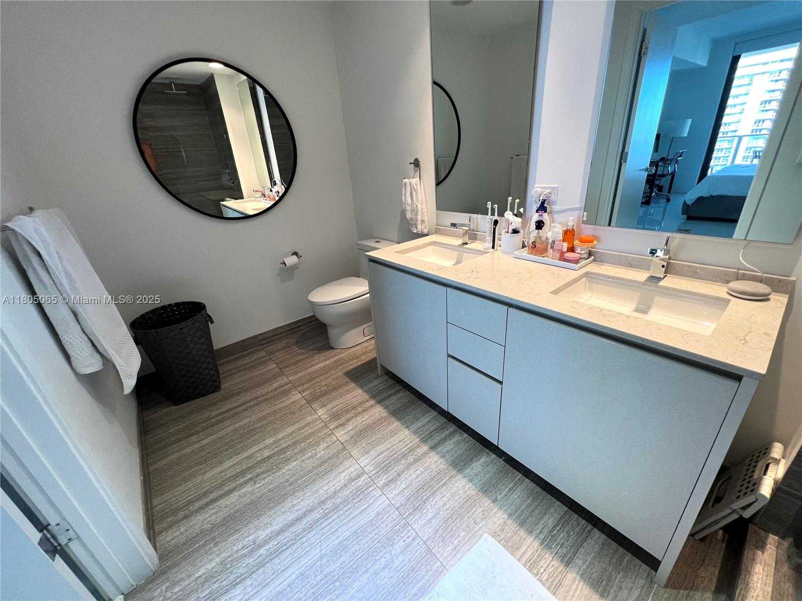 Small Image of 1010 BRICKELL AVE #4205, Miami Number 22