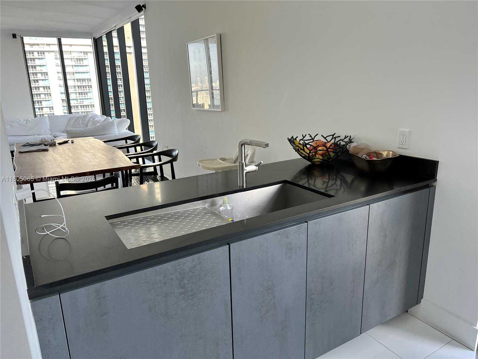 Small Image of 1010 BRICKELL AVE #4205, Miami Number 29