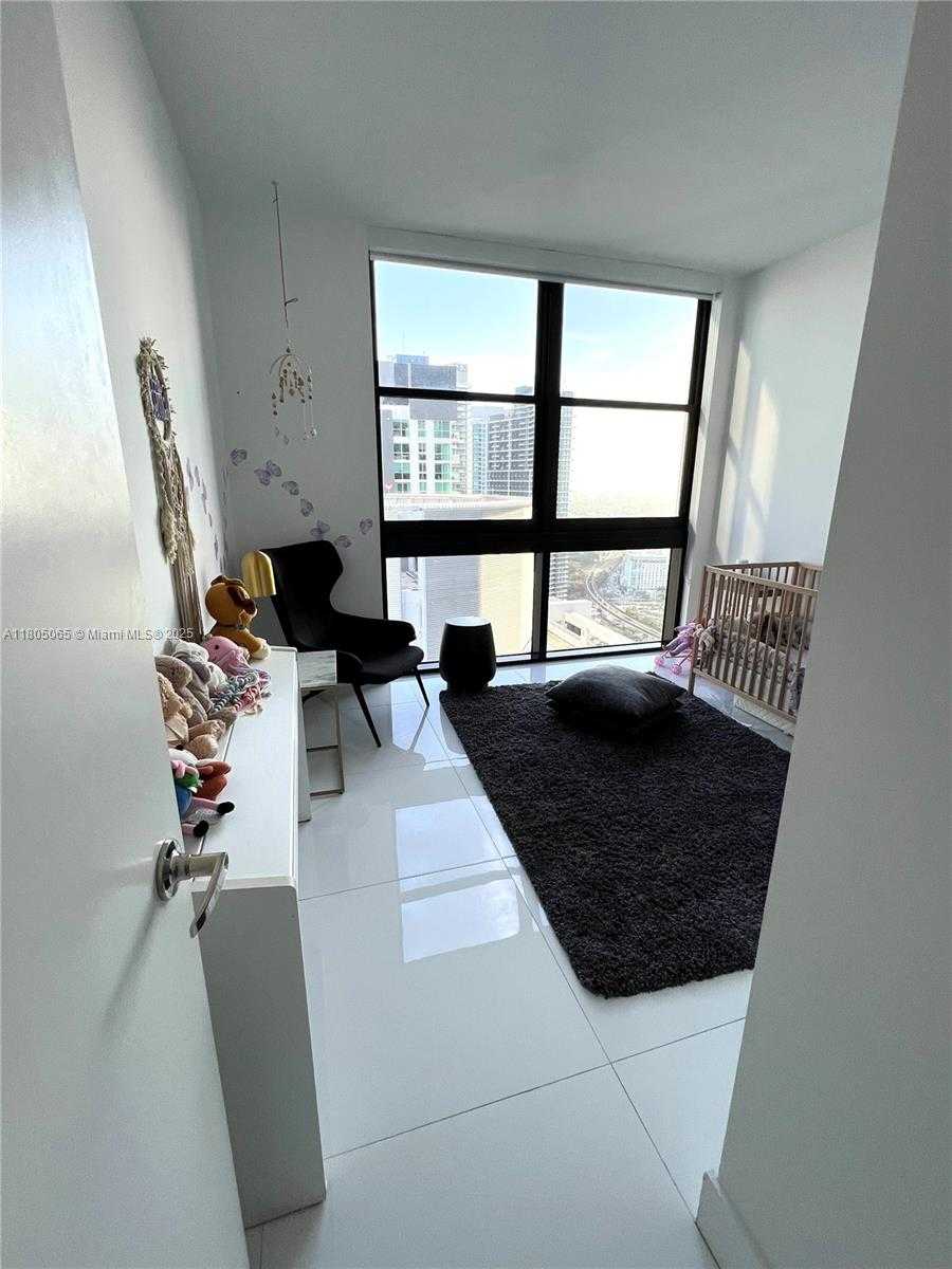 Small Image of 1010 BRICKELL AVE #4205, Miami Number 38
