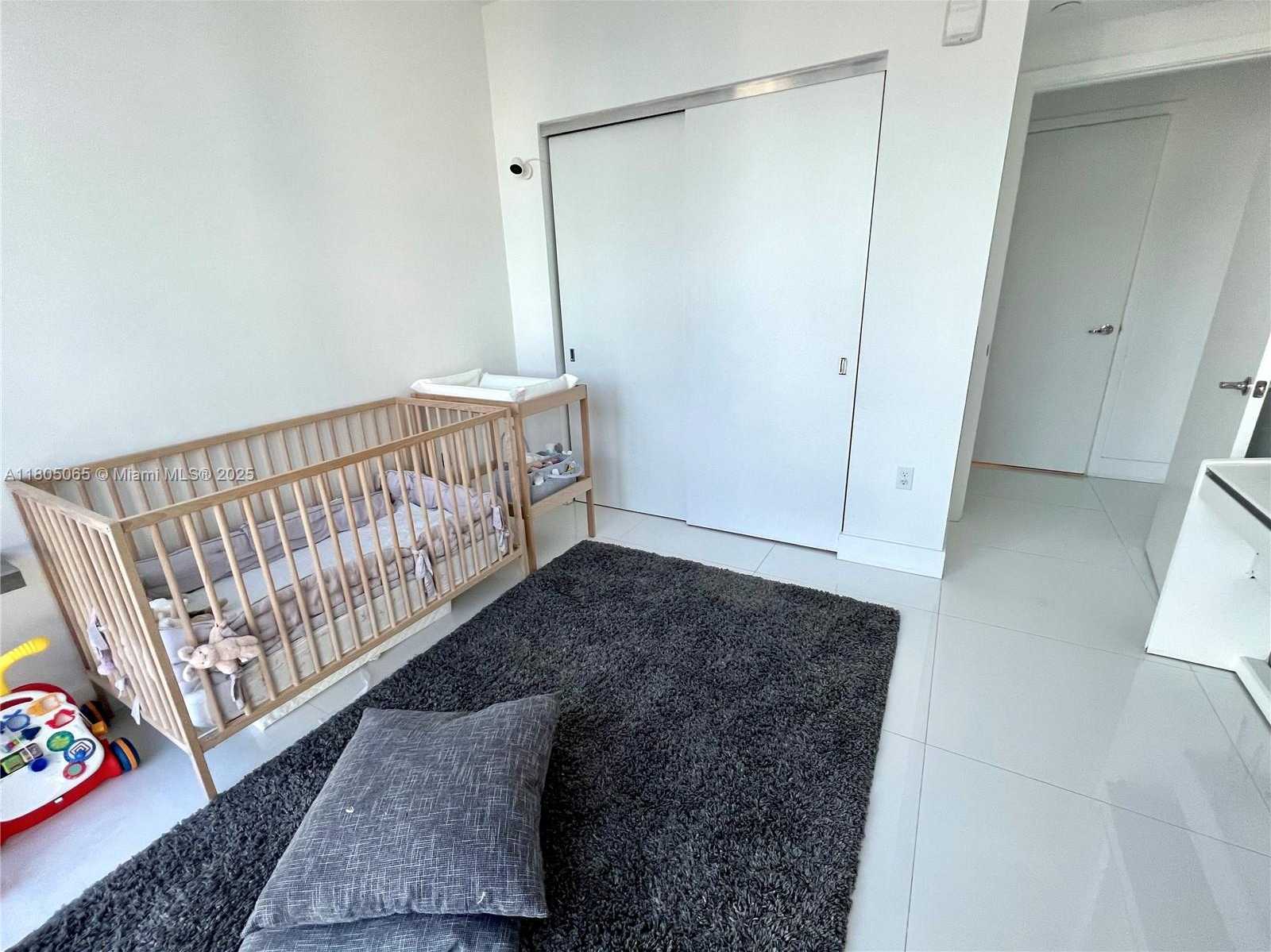 Small Image of 1010 BRICKELL AVE #4205, Miami Number 40