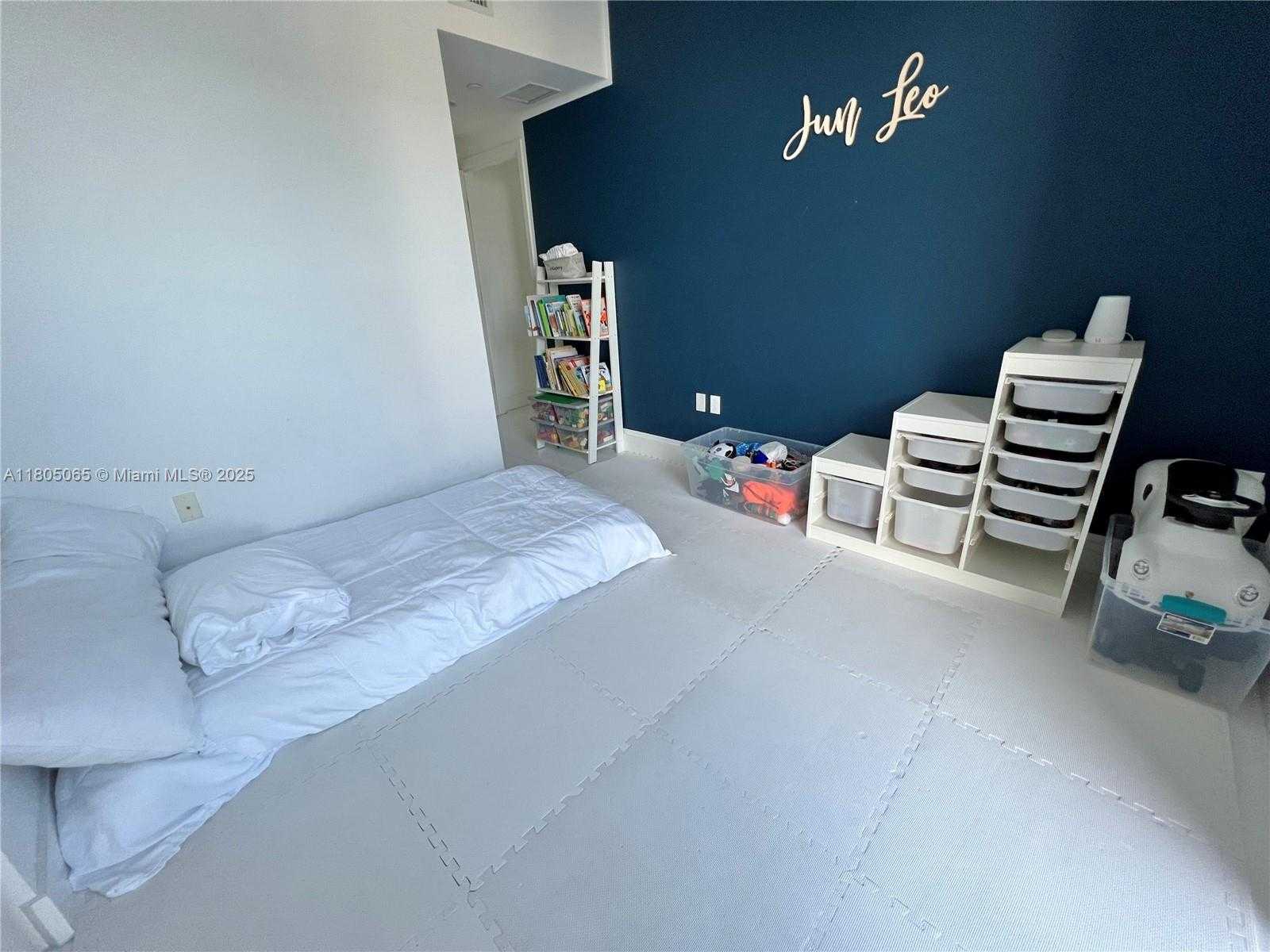 Small Image of 1010 BRICKELL AVE #4205, Miami Number 47