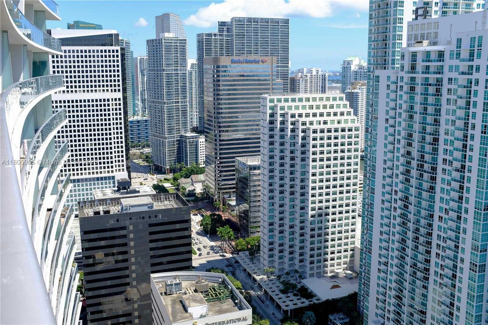 Small Image of 1010 BRICKELL AVE #4205, Miami Number 6
