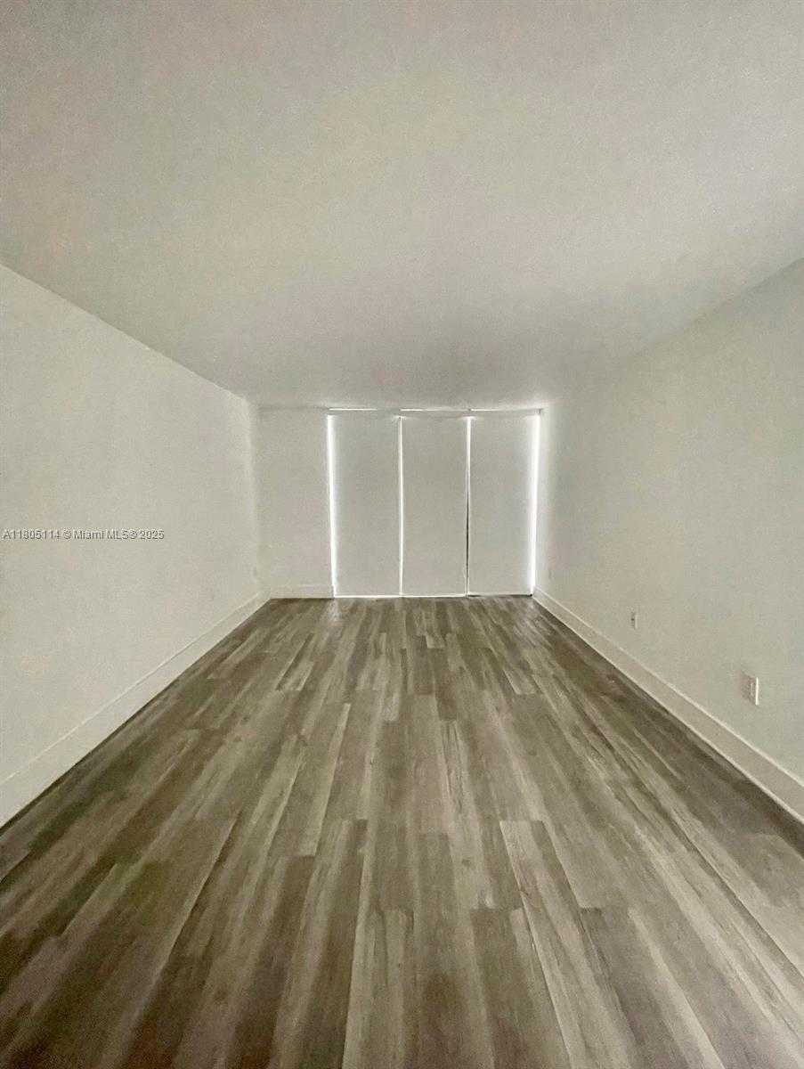 Small Image of 555 NORTH EAST 15TH ST #16F, Miami Number 5
