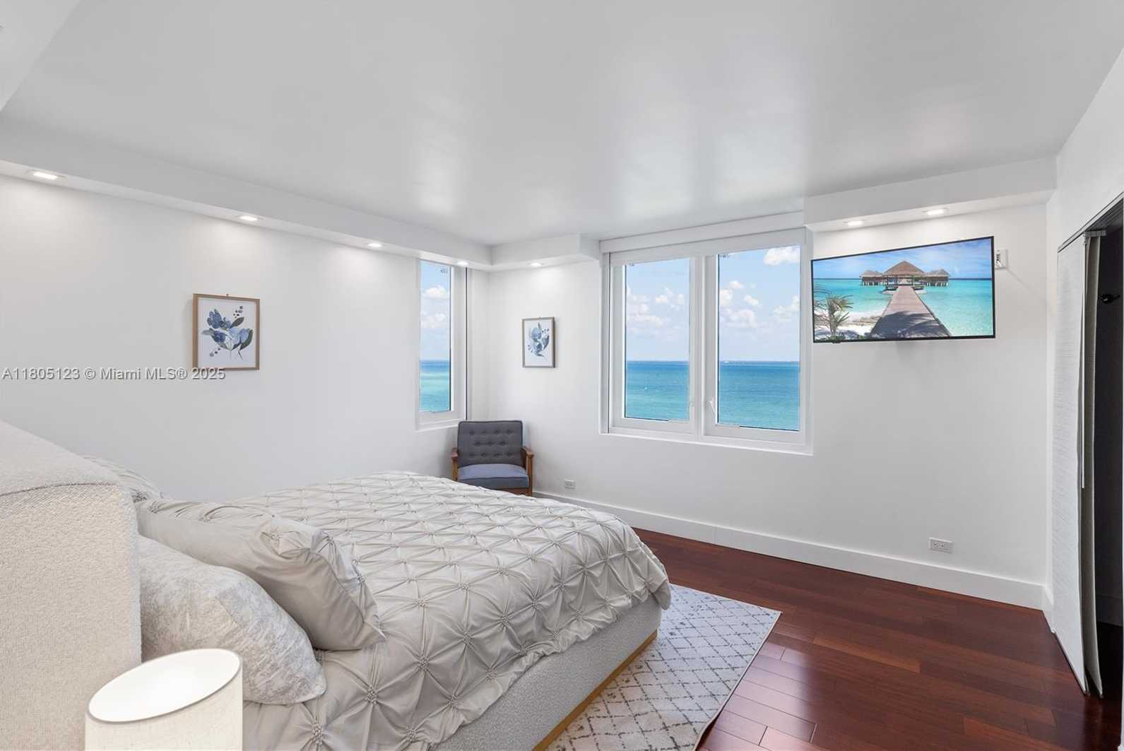 Small Image of 2301 COLLINS AVE #1410, Miami Beach Number 10
