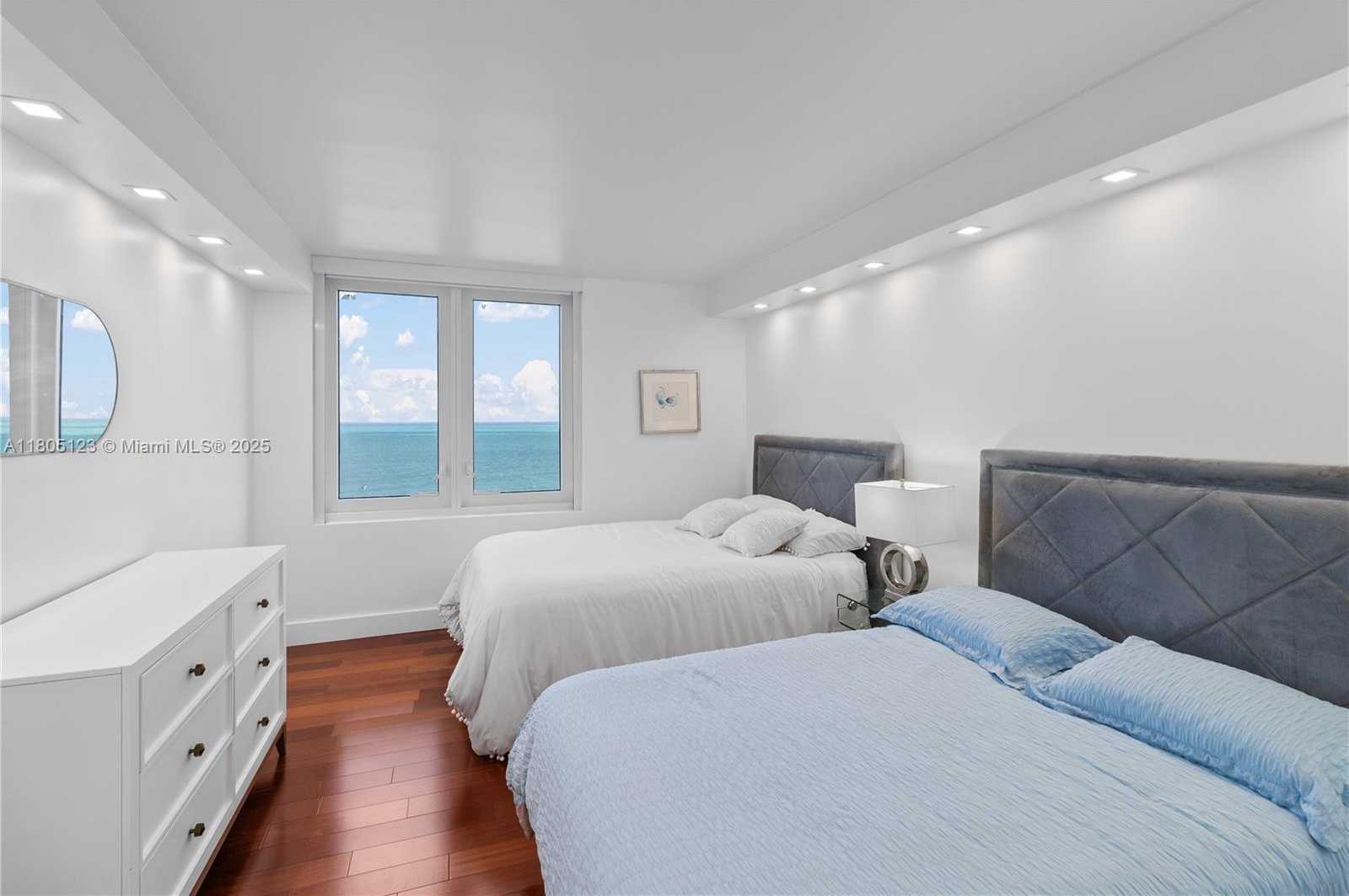 Small Image of 2301 COLLINS AVE #1410, Miami Beach Number 11