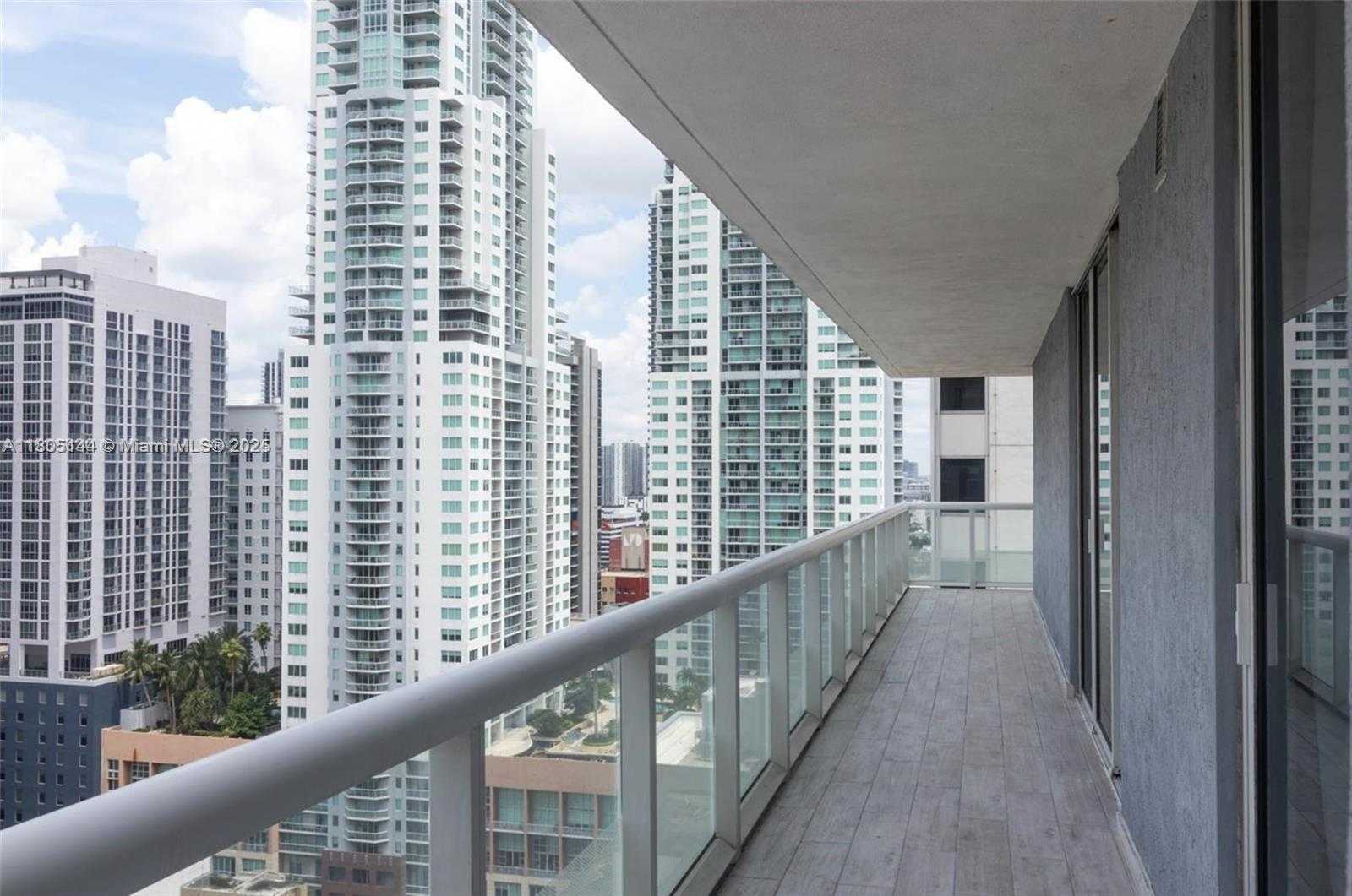 Small Image of 50 BISCAYNE BLVD #2301, Miami Number 10