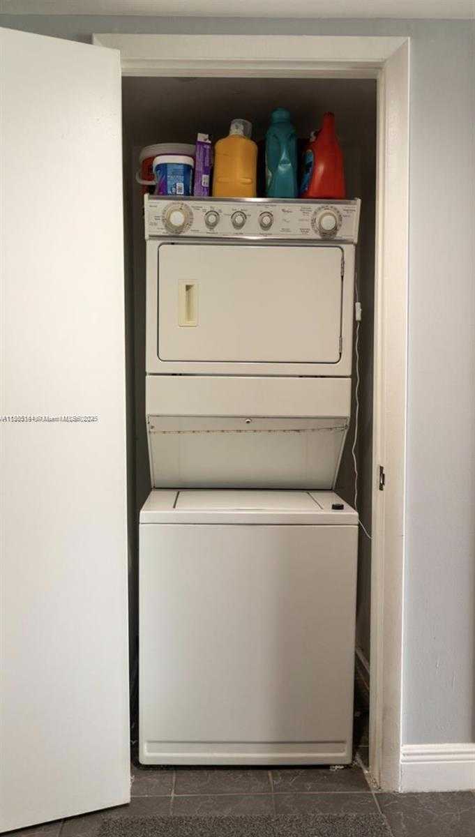 Small Image of 50 BISCAYNE BLVD #2301, Miami Number 22