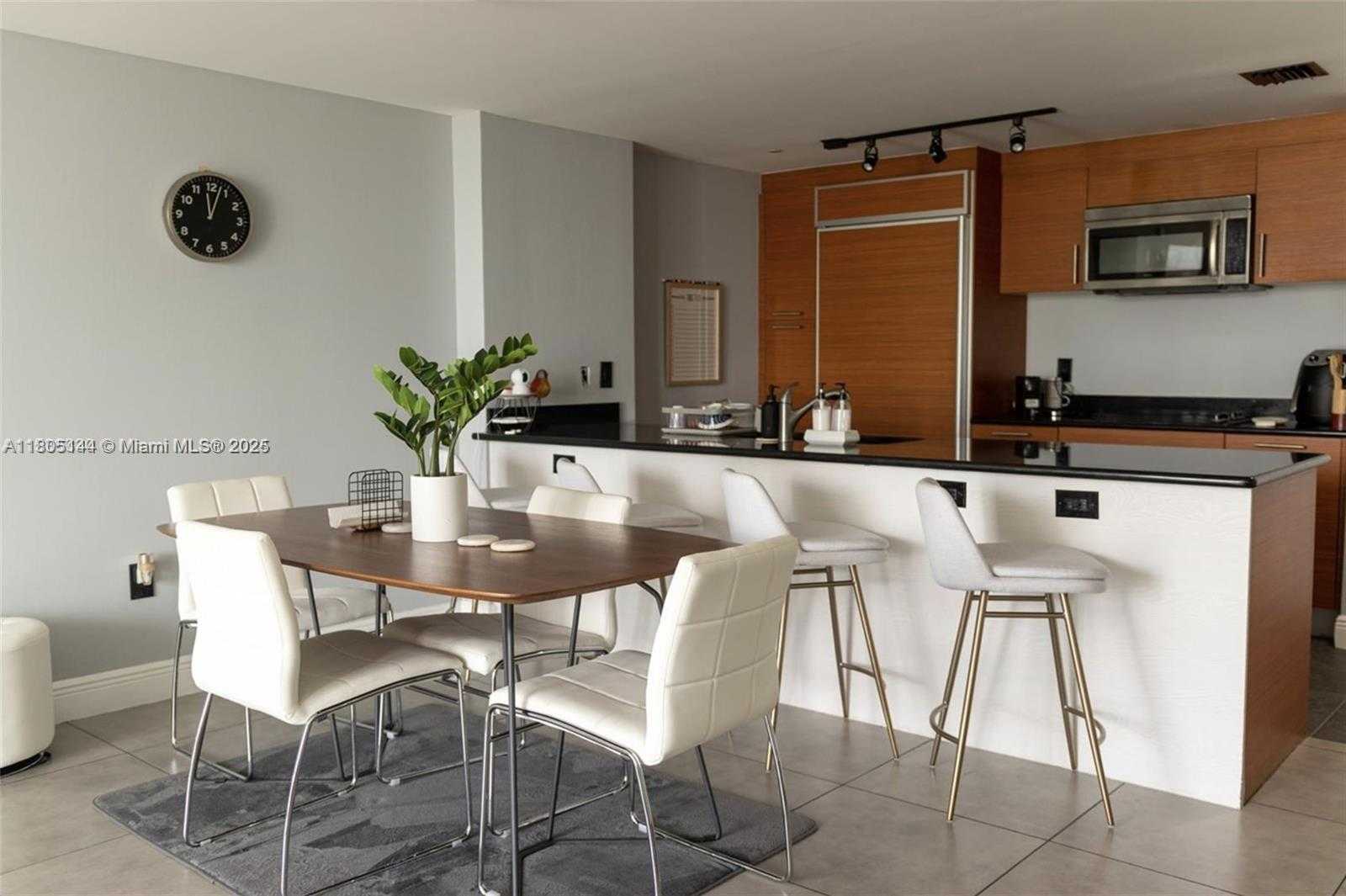 Small Image of 50 BISCAYNE BLVD #2301, Miami Number 5
