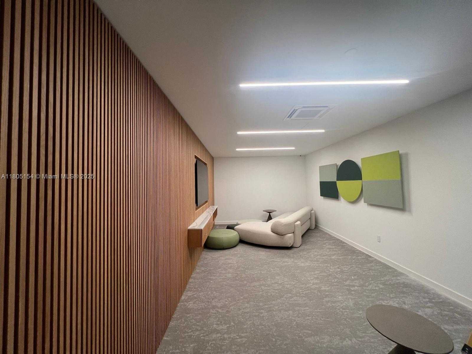 Small Image of 300 BISCAYNE BLVD WAY #1805, Miami Number 29