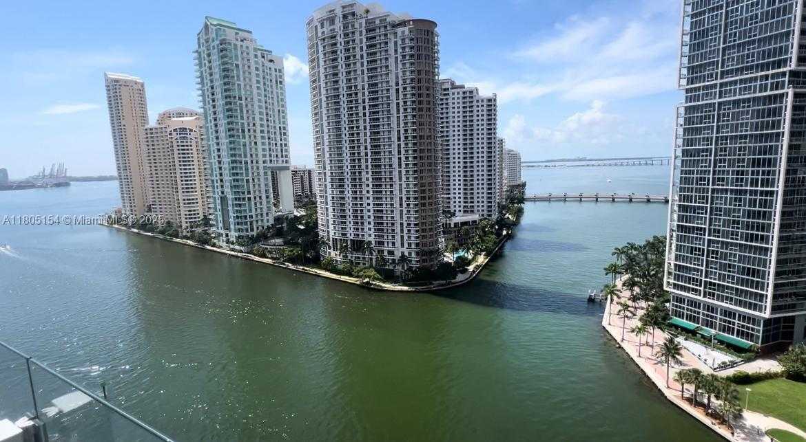 Small Image of 300 BISCAYNE BLVD WAY #1805, Miami Number 3