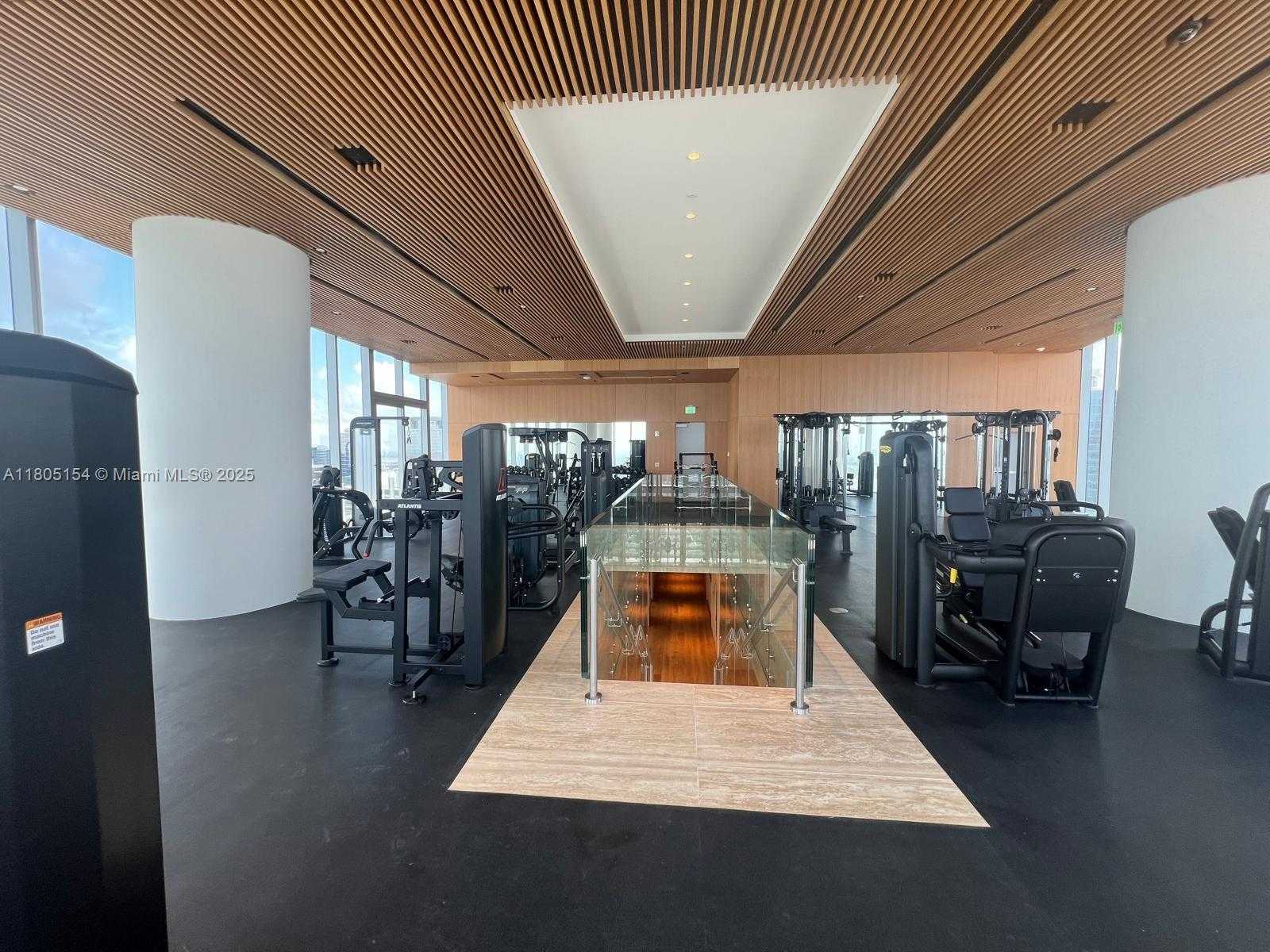 Small Image of 300 BISCAYNE BLVD WAY #1805, Miami Number 39