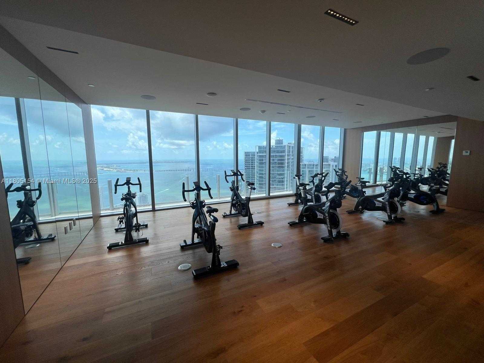 Small Image of 300 BISCAYNE BLVD WAY #1805, Miami Number 40