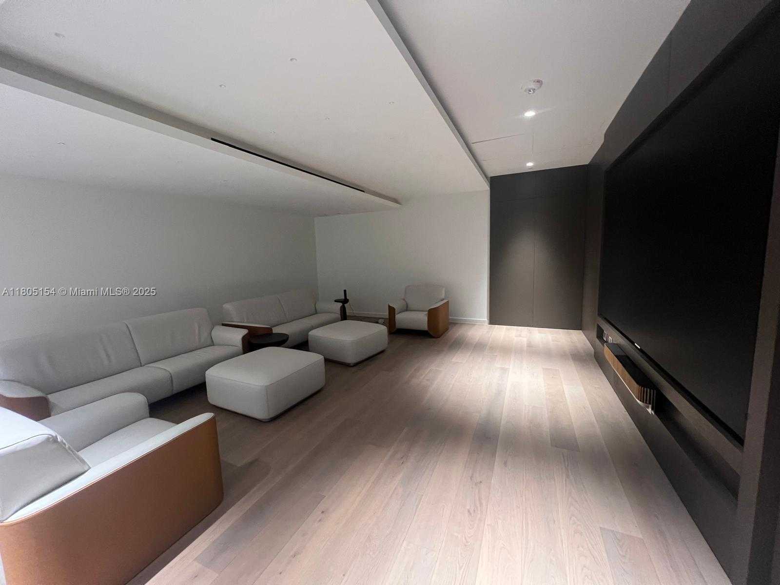 Small Image of 300 BISCAYNE BLVD WAY #1805, Miami Number 47