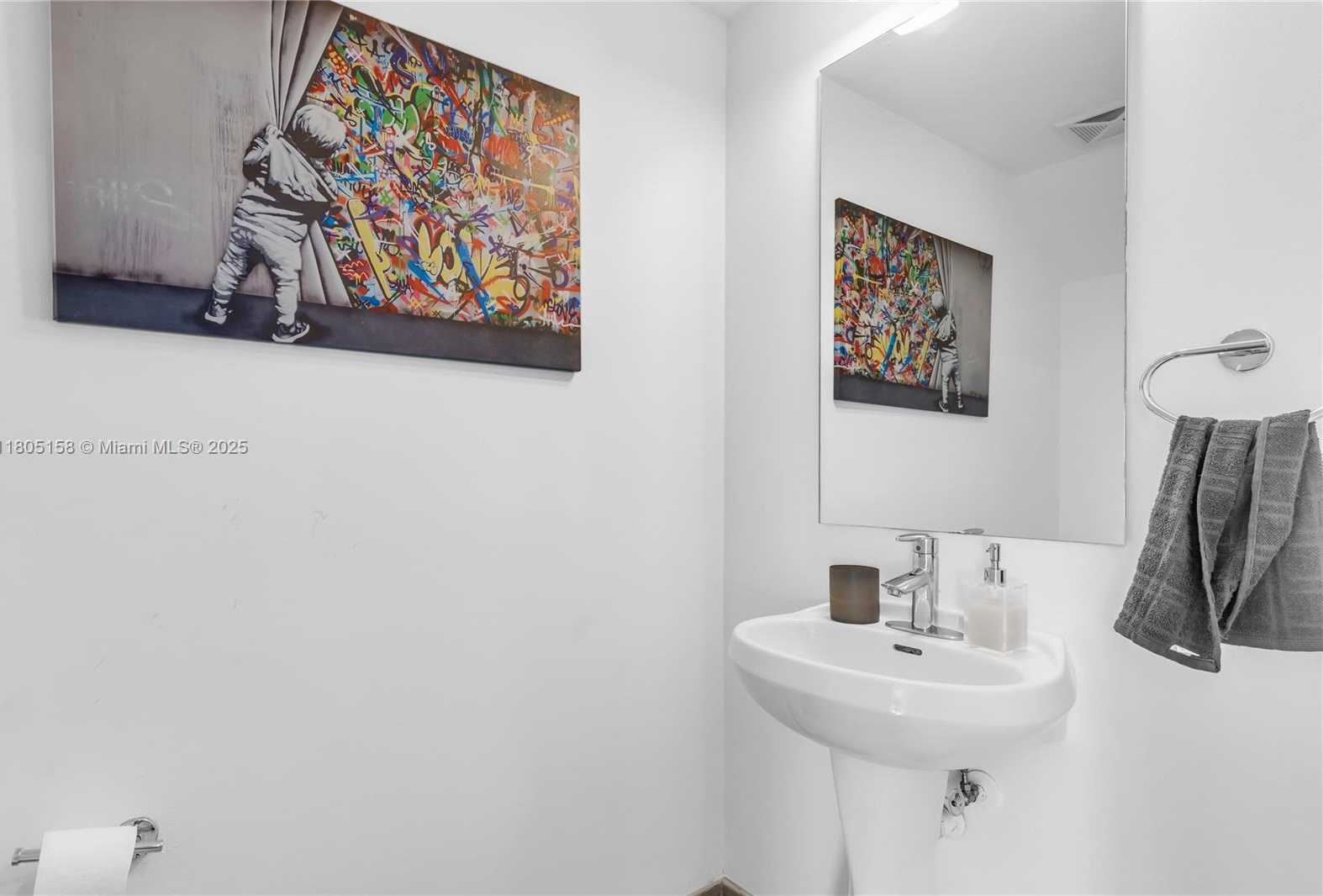 Small Image of 60 SOUTH WEST 13TH ST #3416, Miami Number 16