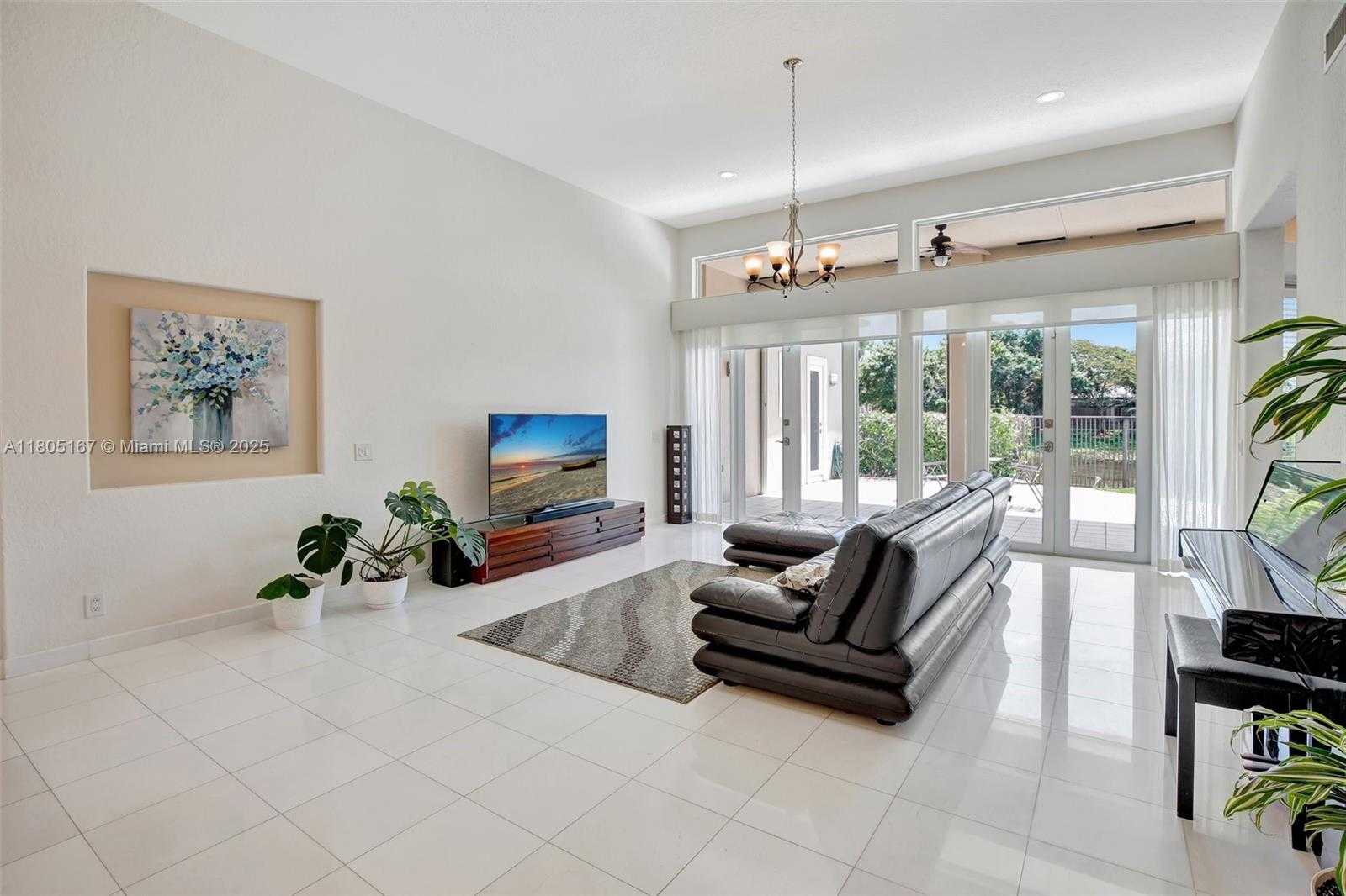 Small Image of 2651 OAKMONT, Weston Number 10