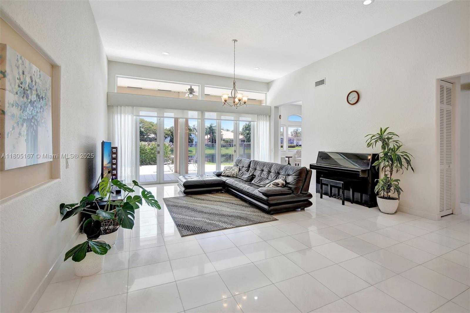 Small Image of 2651 OAKMONT, Weston Number 11