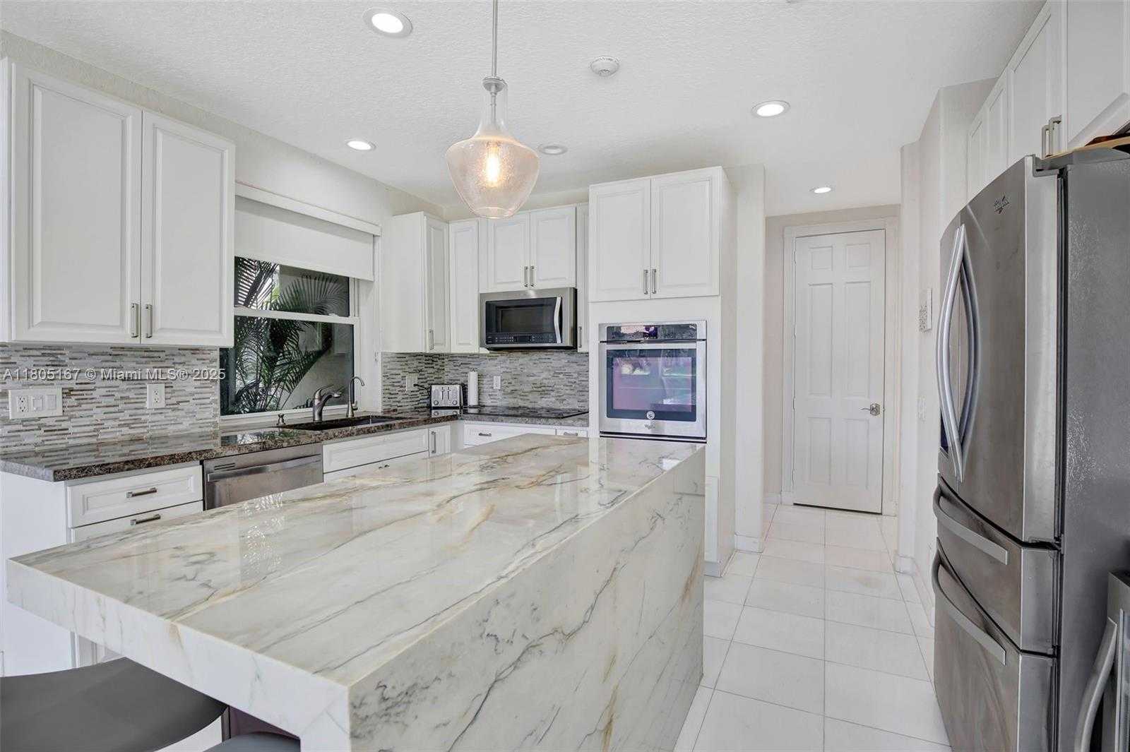 Small Image of 2651 OAKMONT, Weston Number 13