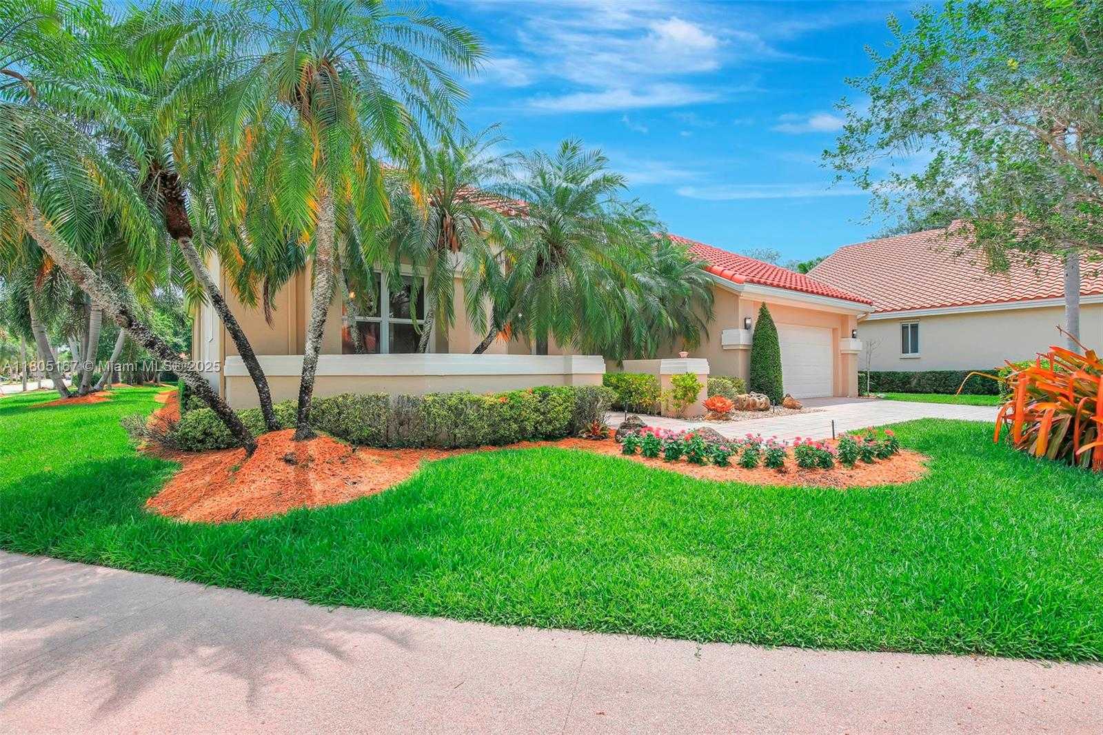 Small Image of 2651 OAKMONT, Weston Number 2