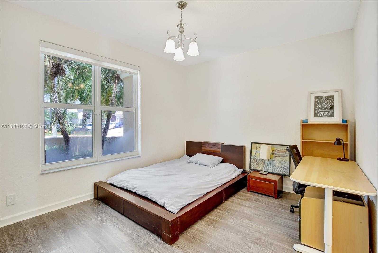 Small Image of 2651 OAKMONT, Weston Number 26