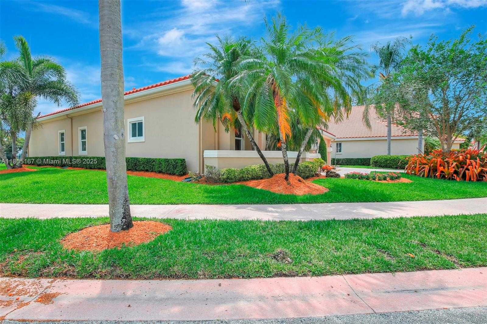 Small Image of 2651 OAKMONT, Weston Number 3