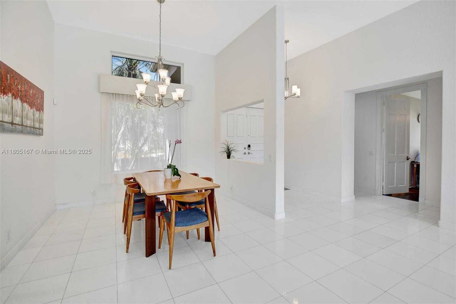 Small Image of 2651 OAKMONT, Weston Number 7