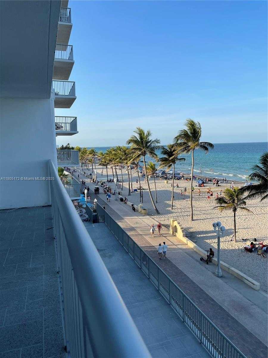 Small Image of 400 NORTH SURF RD #504, Hollywood Number 16