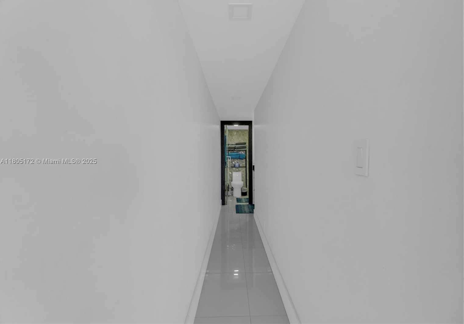 Small Image of 400 NORTH SURF RD #504, Hollywood Number 28