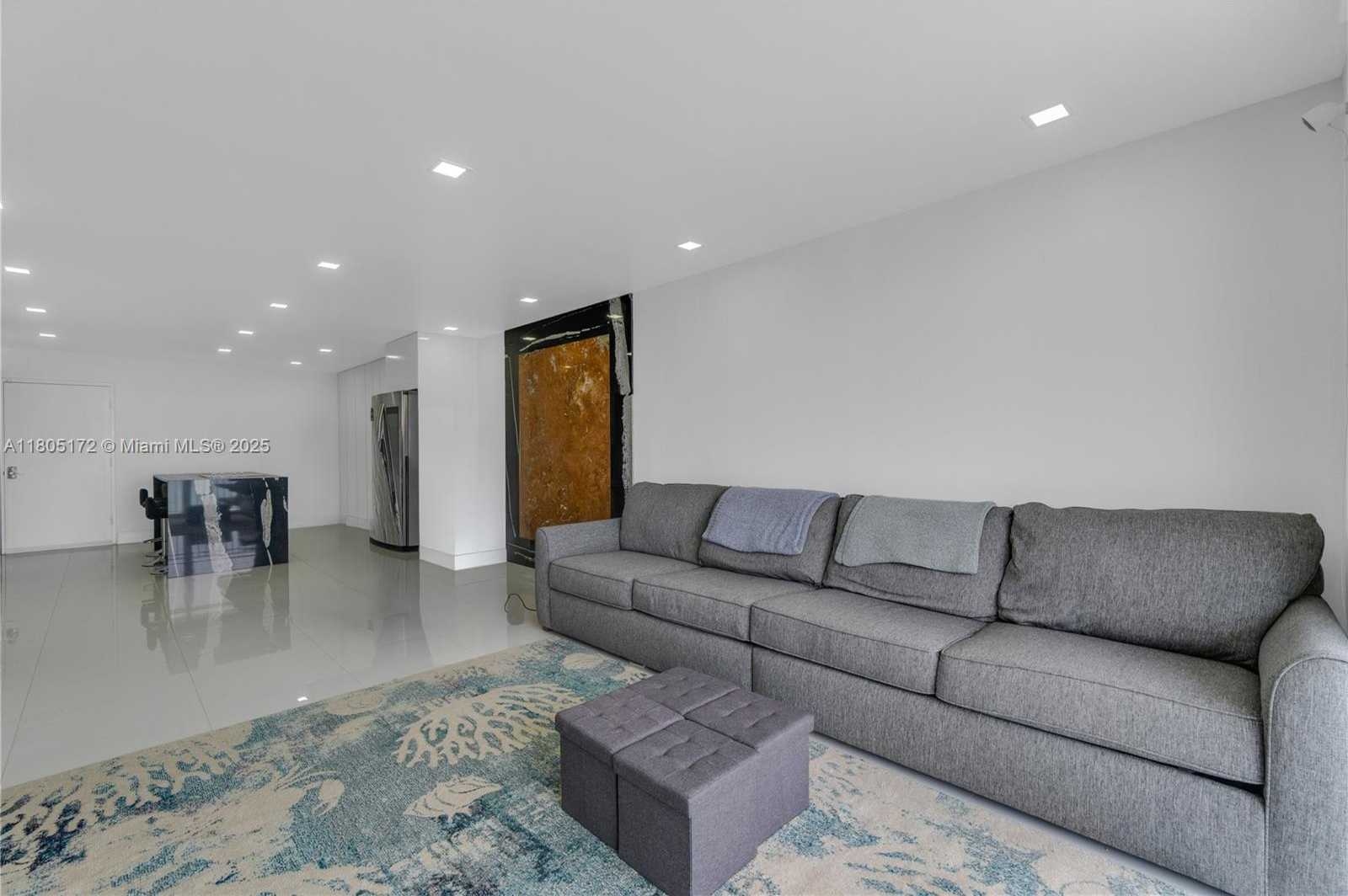 Small Image of 400 NORTH SURF RD #504, Hollywood Number 29