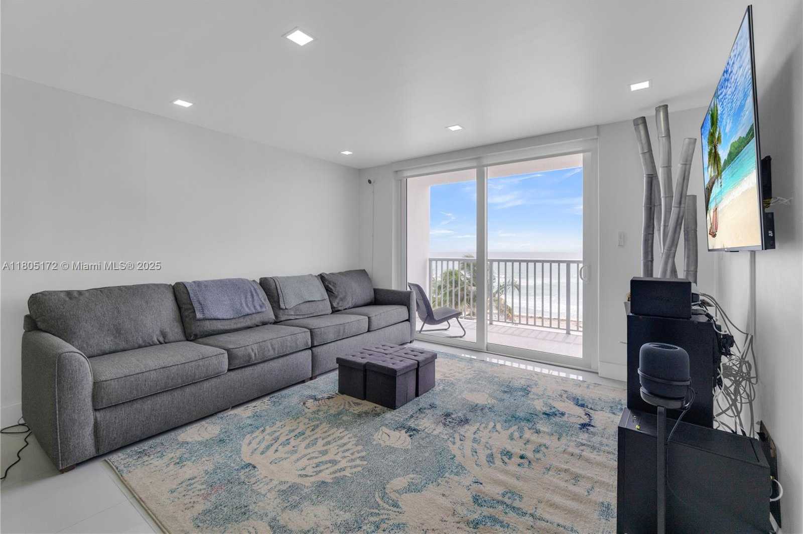 Small Image of 400 NORTH SURF RD #504, Hollywood Number 4