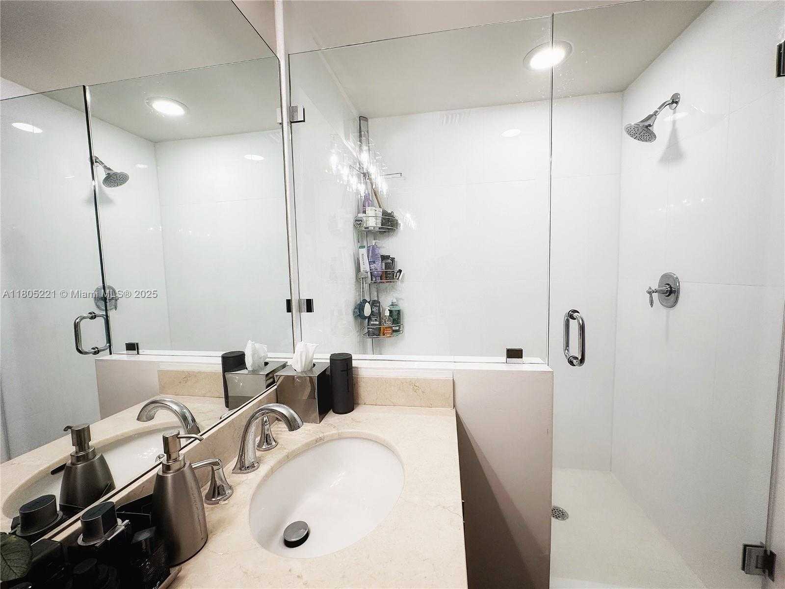 Small Image of 888 SOUTH DOUGLAS RD #1210, Coral Gables Number 18