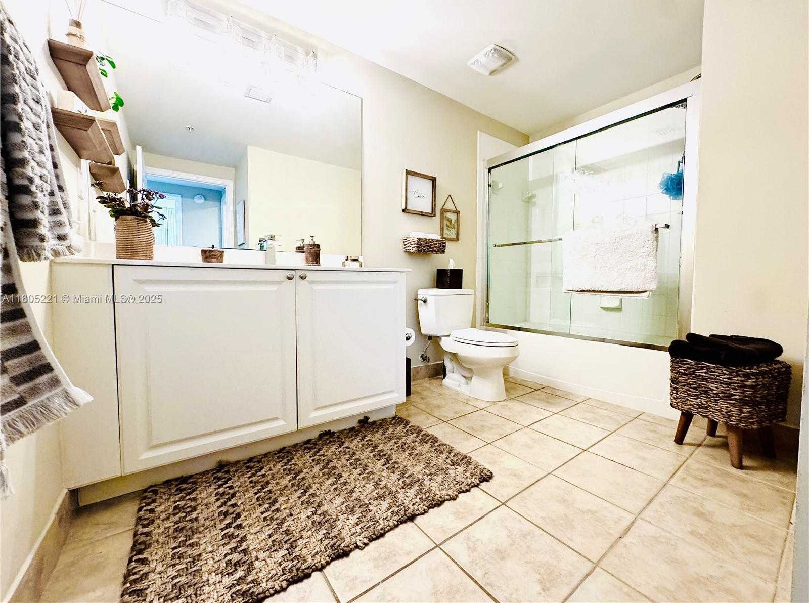 Small Image of 888 SOUTH DOUGLAS RD #1210, Coral Gables Number 19