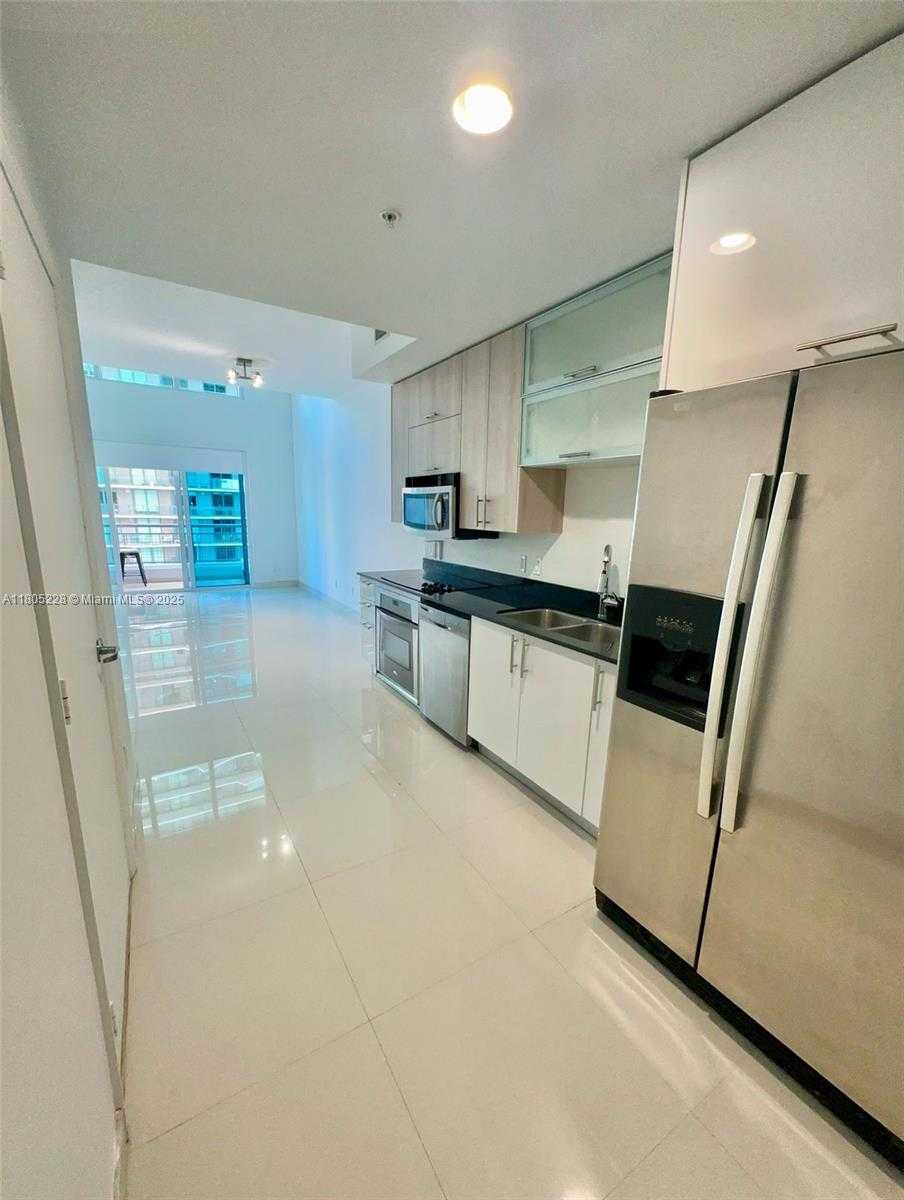 Small Image of 60 SOUTH WEST 13TH ST #2618, Miami Number 2