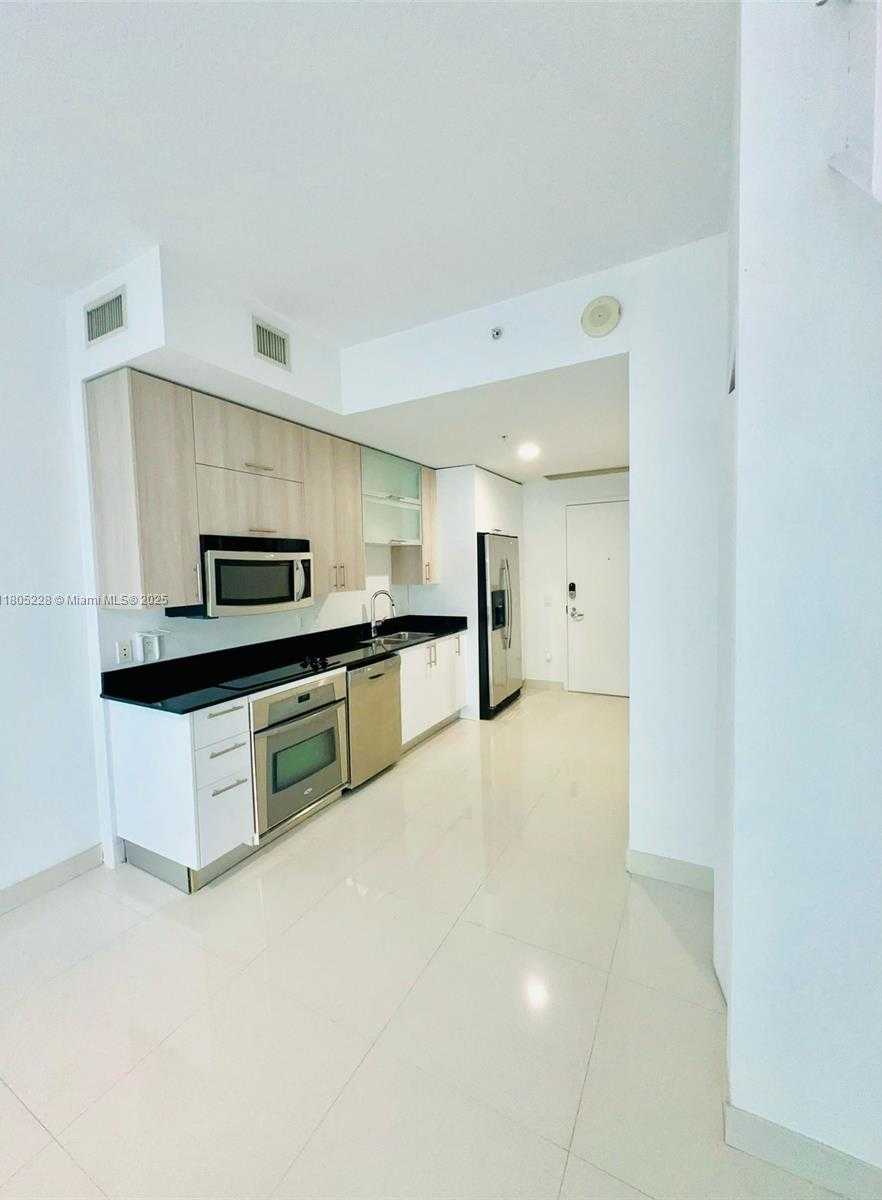 Small Image of 60 SOUTH WEST 13TH ST #2618, Miami Number 4