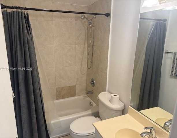 Small Image of 7501 EAST TREASURE DR #5J, North Bay Village Number 4