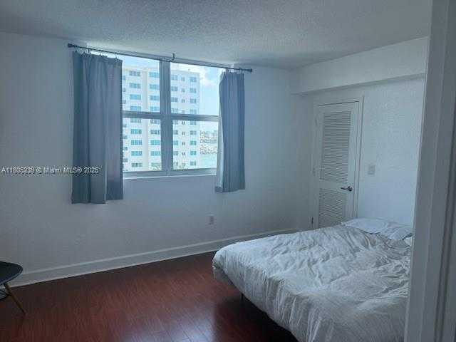 Small Image of 7501 EAST TREASURE DR #5J, North Bay Village Number 5