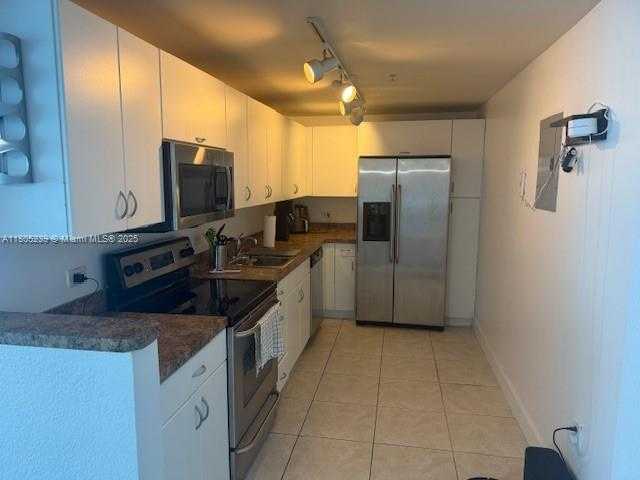 Small Image of 7501 EAST TREASURE DR #5J, North Bay Village Number 8