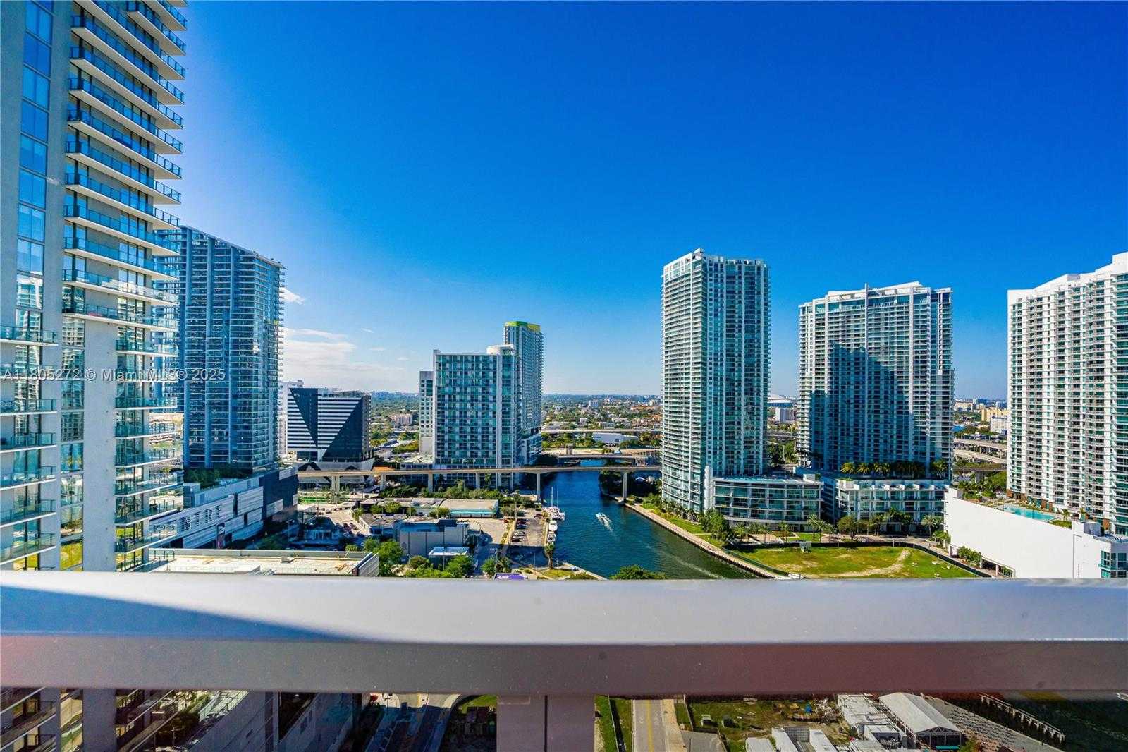 Small Image of 31 SOUTH EAST 6TH ST #2205, Miami Number 21