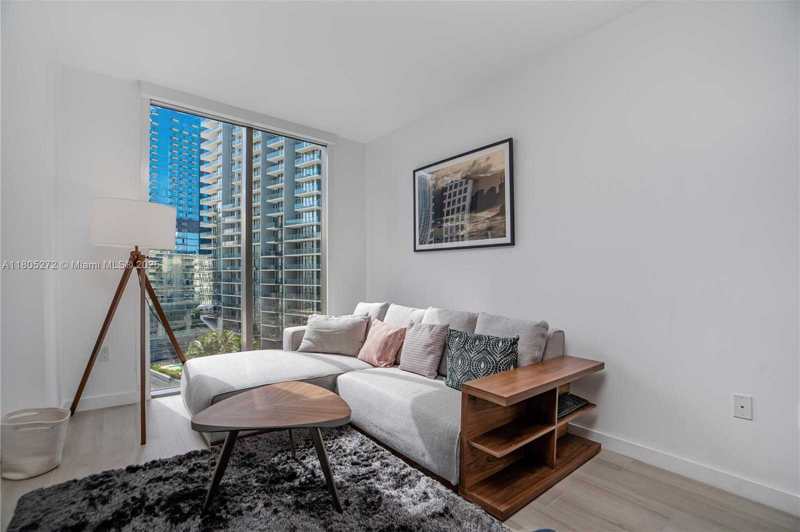 Small Image of 31 SOUTH EAST 6TH ST #2205, Miami Number 7