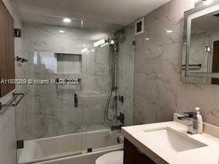 Small Image of 345 OCEAN DR #1105, Miami Beach Number 4