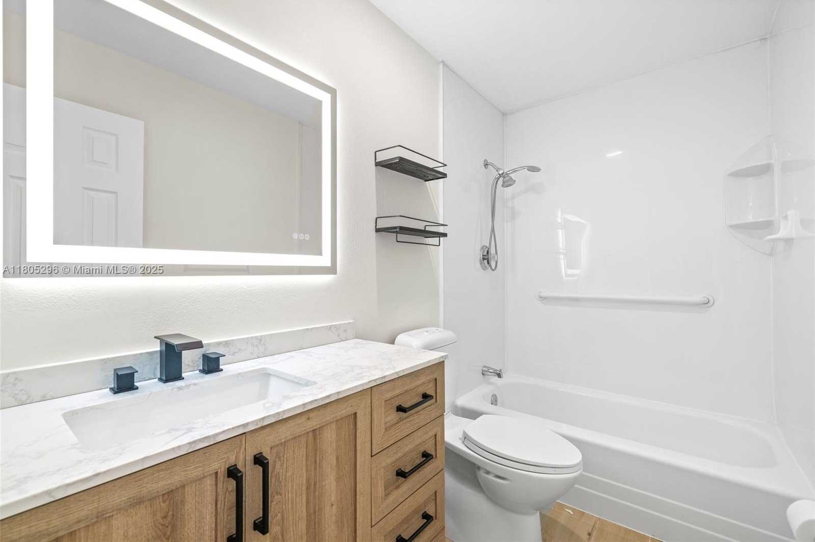 Small Image of 11600 SOUTH WEST 33RD TER, Miami Number 21