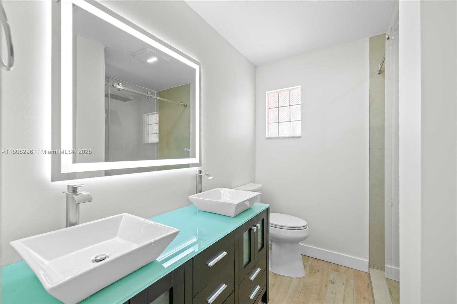 Small Image of 11600 SOUTH WEST 33RD TER, Miami Number 22