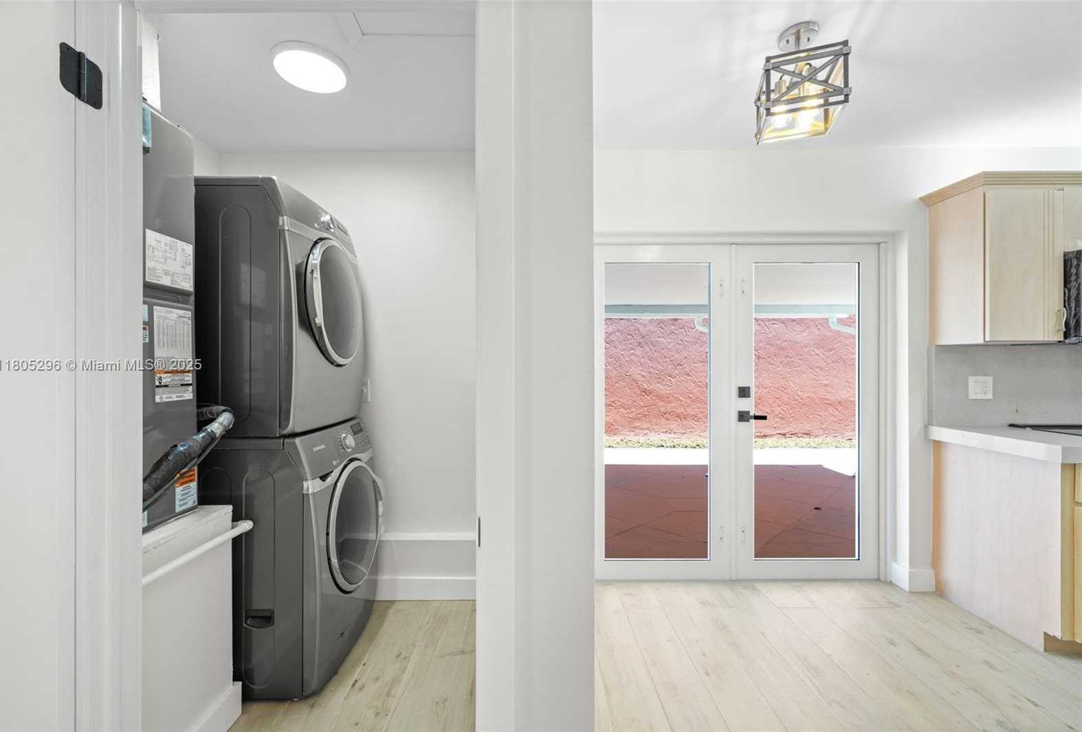Small Image of 11600 SOUTH WEST 33RD TER, Miami Number 23