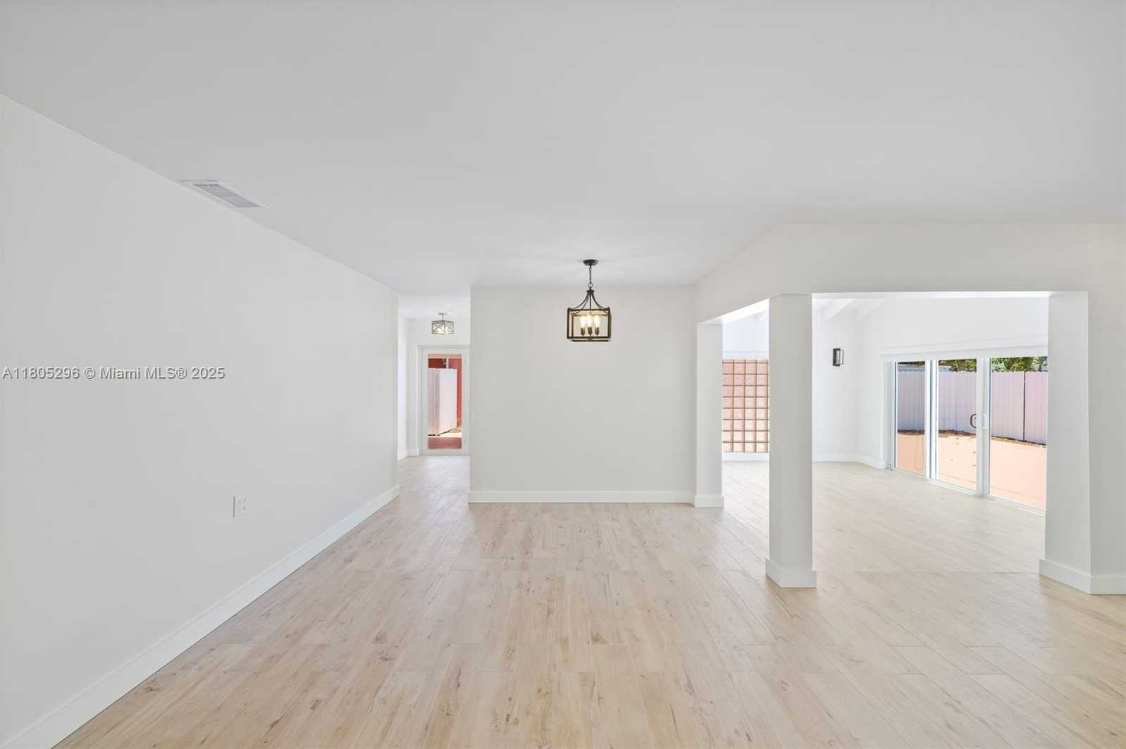 Small Image of 11600 SOUTH WEST 33RD TER, Miami Number 5