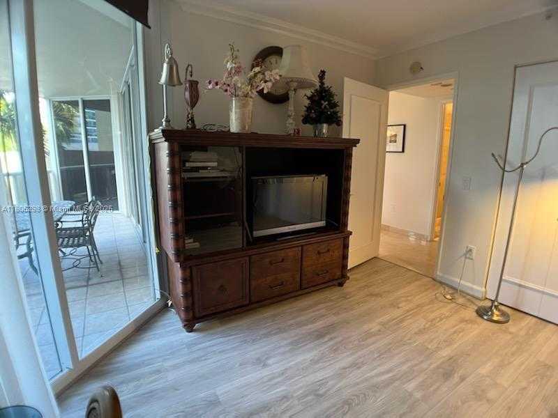 Small Image of 17555 COLLINS AVE #303, Sunny Isles Beach Number 25