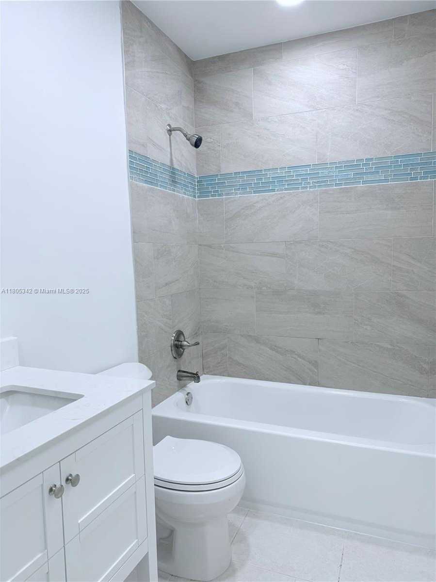 Small Image of 10532 SOUTH WEST 112TH AVE, Miami Number 10