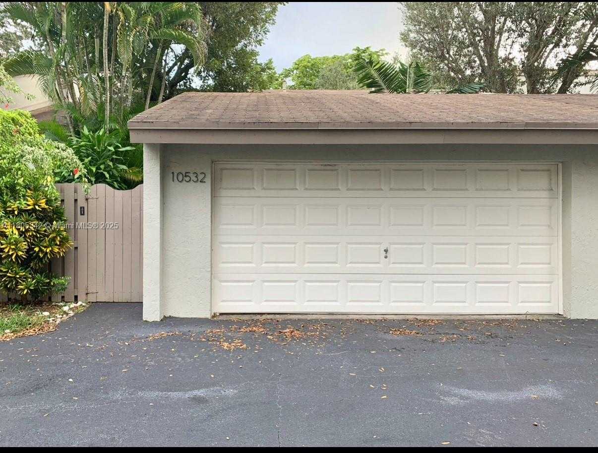 Small Image of 10532 SOUTH WEST 112TH AVE, Miami Number 13