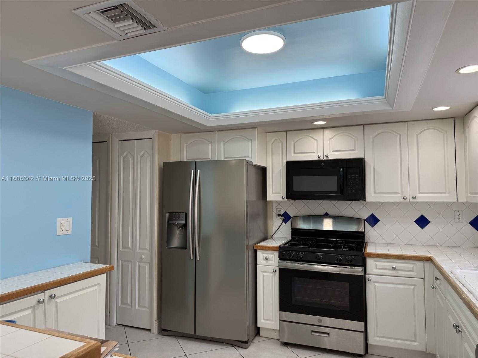 Small Image of 10532 SOUTH WEST 112TH AVE, Miami Number 2