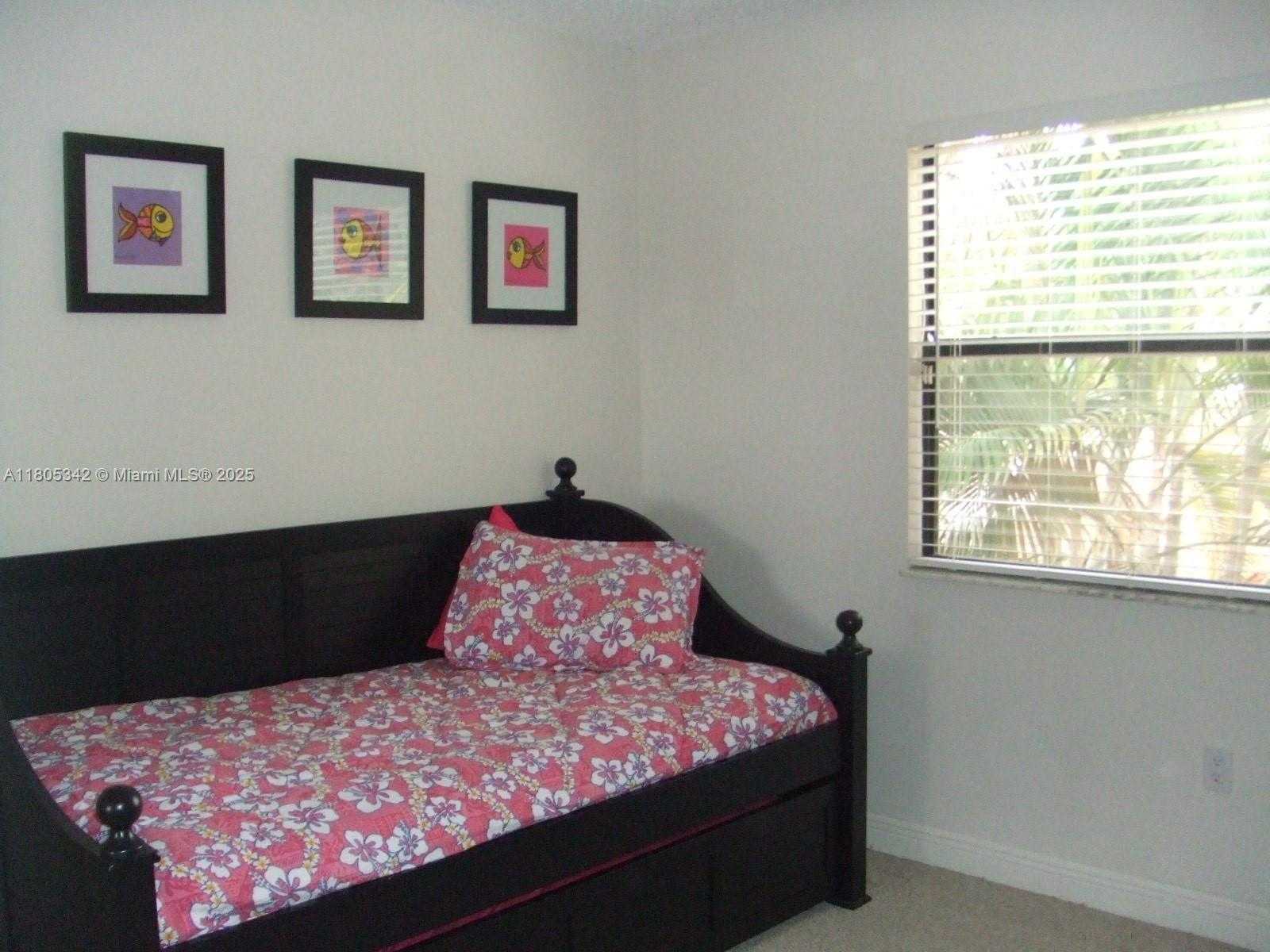 Small Image of 10532 SOUTH WEST 112TH AVE, Miami Number 7