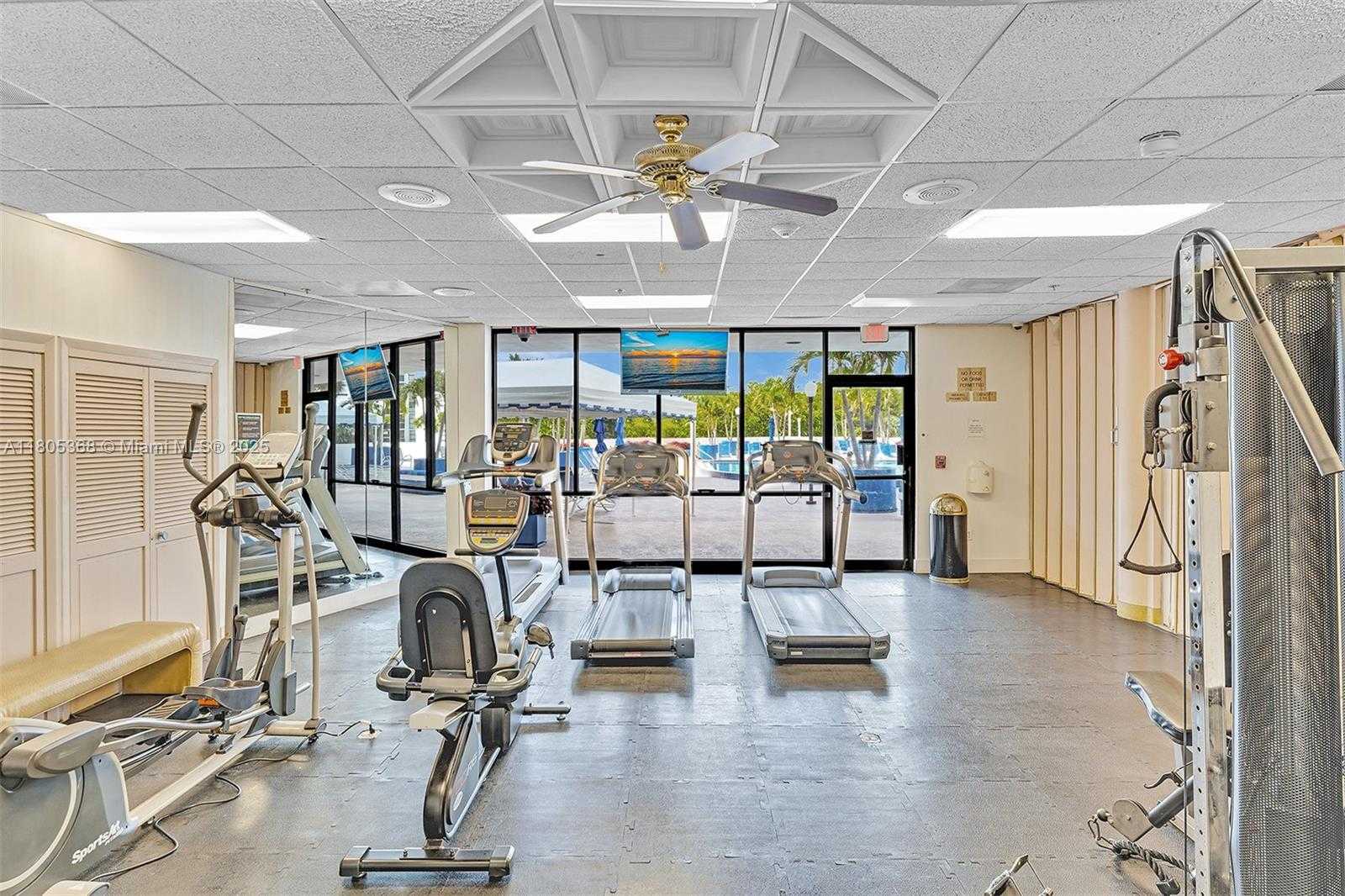 Small Image of 3731 NORTH COUNTRY CLUB DR #1024, Aventura Number 25